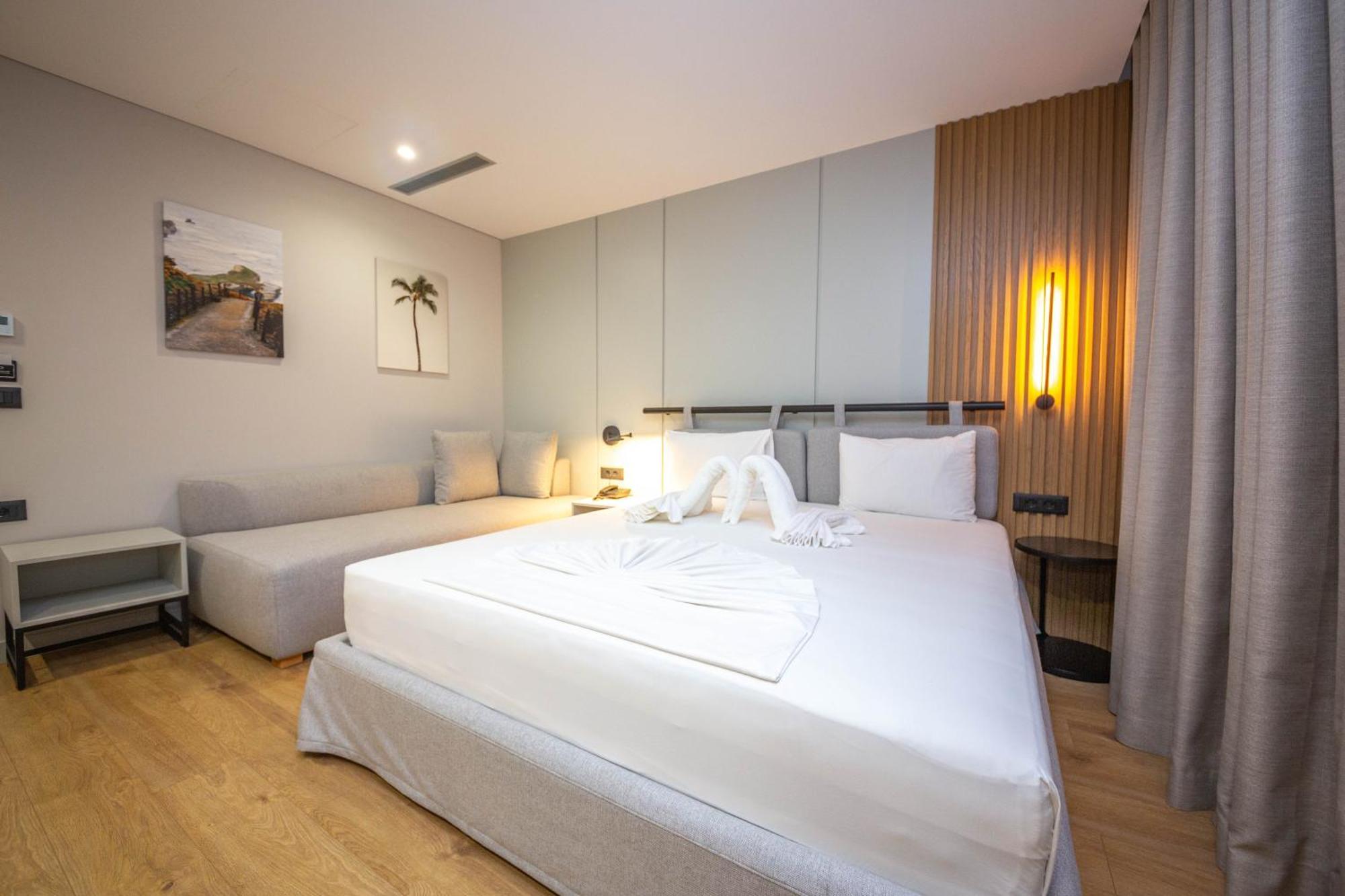 Hotel Sole Mare Ksamil Ngoại thất bức ảnh