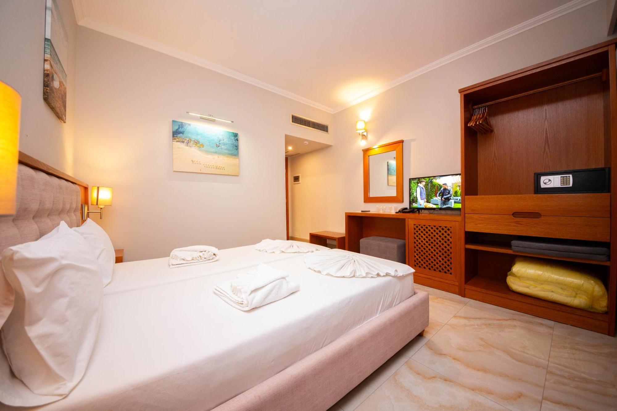 Hotel Sole Mare Ksamil Phòng bức ảnh