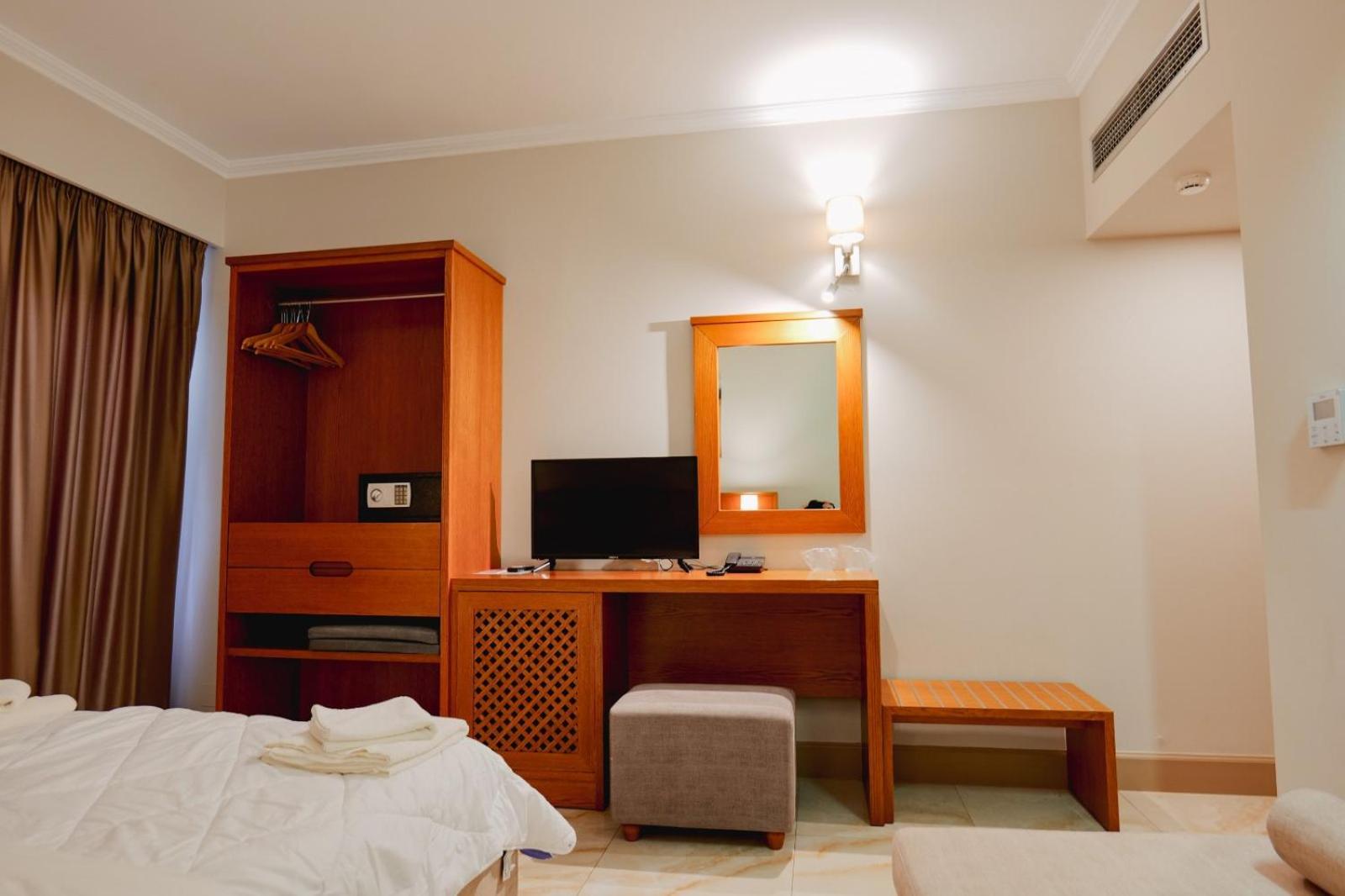 Hotel Sole Mare Ksamil Ngoại thất bức ảnh